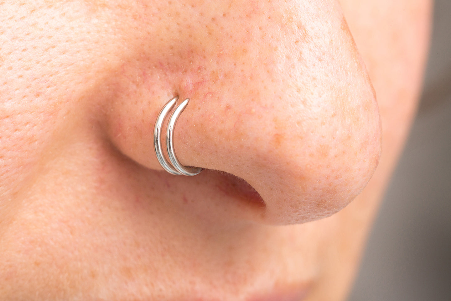 thumbnail image 2 of Jewellerybox Sterling Silver 24Ga Segment Hoop Nose Ring - 12mm - 925 Silver 2 of 6